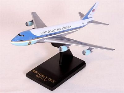 VC-25A Air Force One 1/100 Scale Model Aircraft