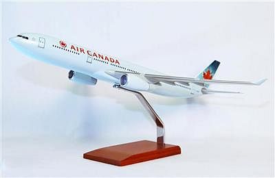 B777-300 Air Canada 1/100 Scale Model Aircraft
