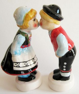 Norsk Boy And Girl Kissing Salt And Pepper Shakers